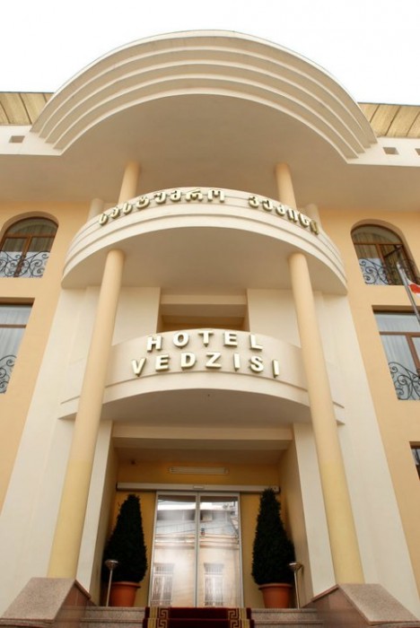 Hotel Vedzisi